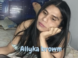 Allyka_browm