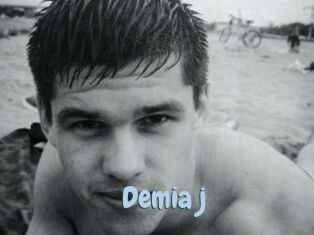 Demia_j