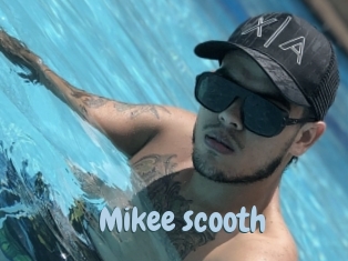 Mikee_scooth