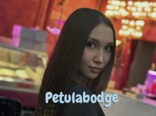 Petulabodge