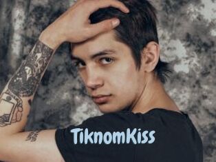 TiknomKiss